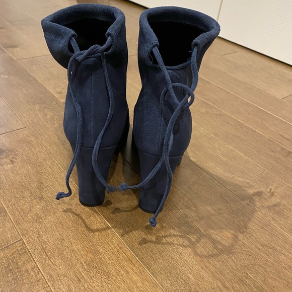 Stuart Weitzman suede booties in navy - Picture 6 of 6